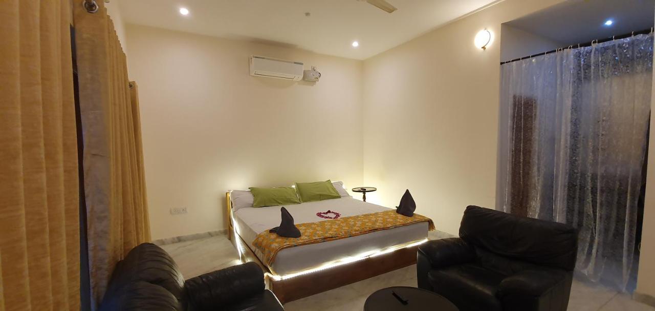 Shree Suites Кутталам Экстерьер фото